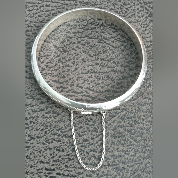 Sterling Silver Bangle Bracelet - Picture 2 of 12